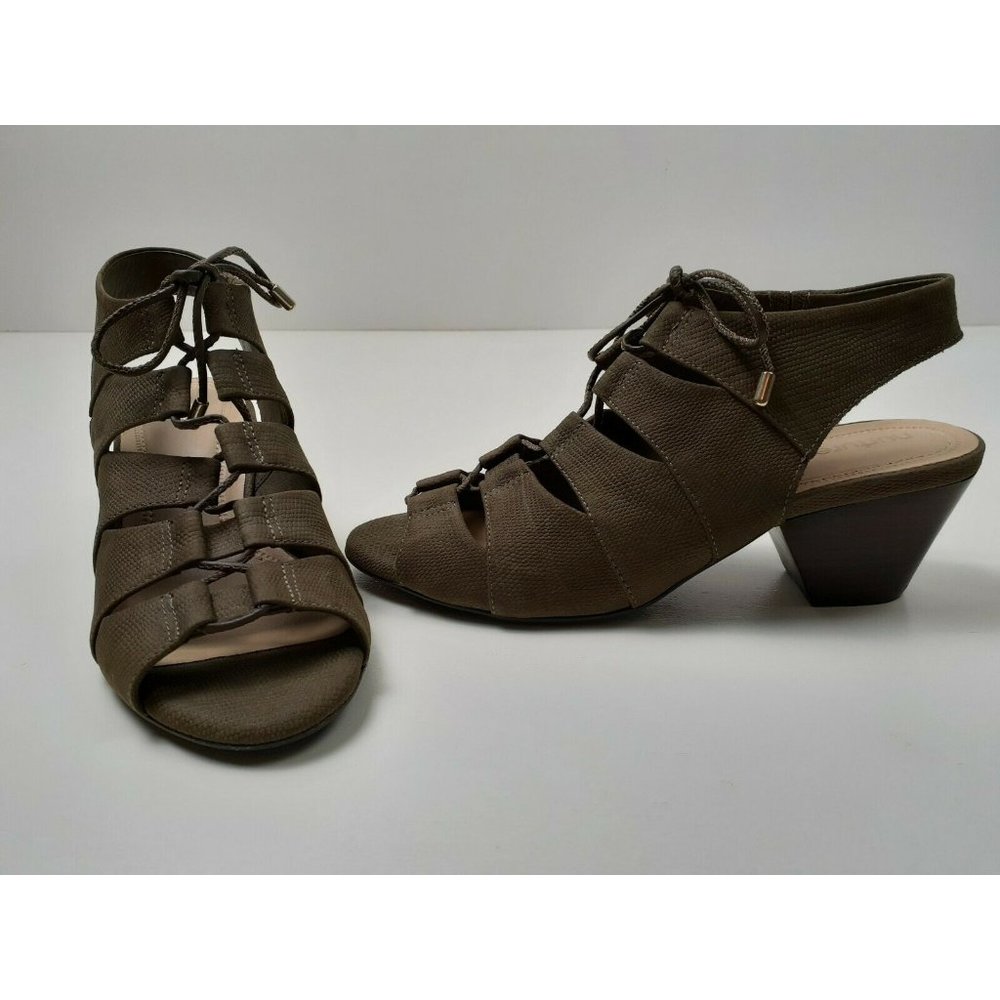 MINT! Nurture Bellamey Strappy Leather Stacked Heel Sandals 7.5 M - Dark Green